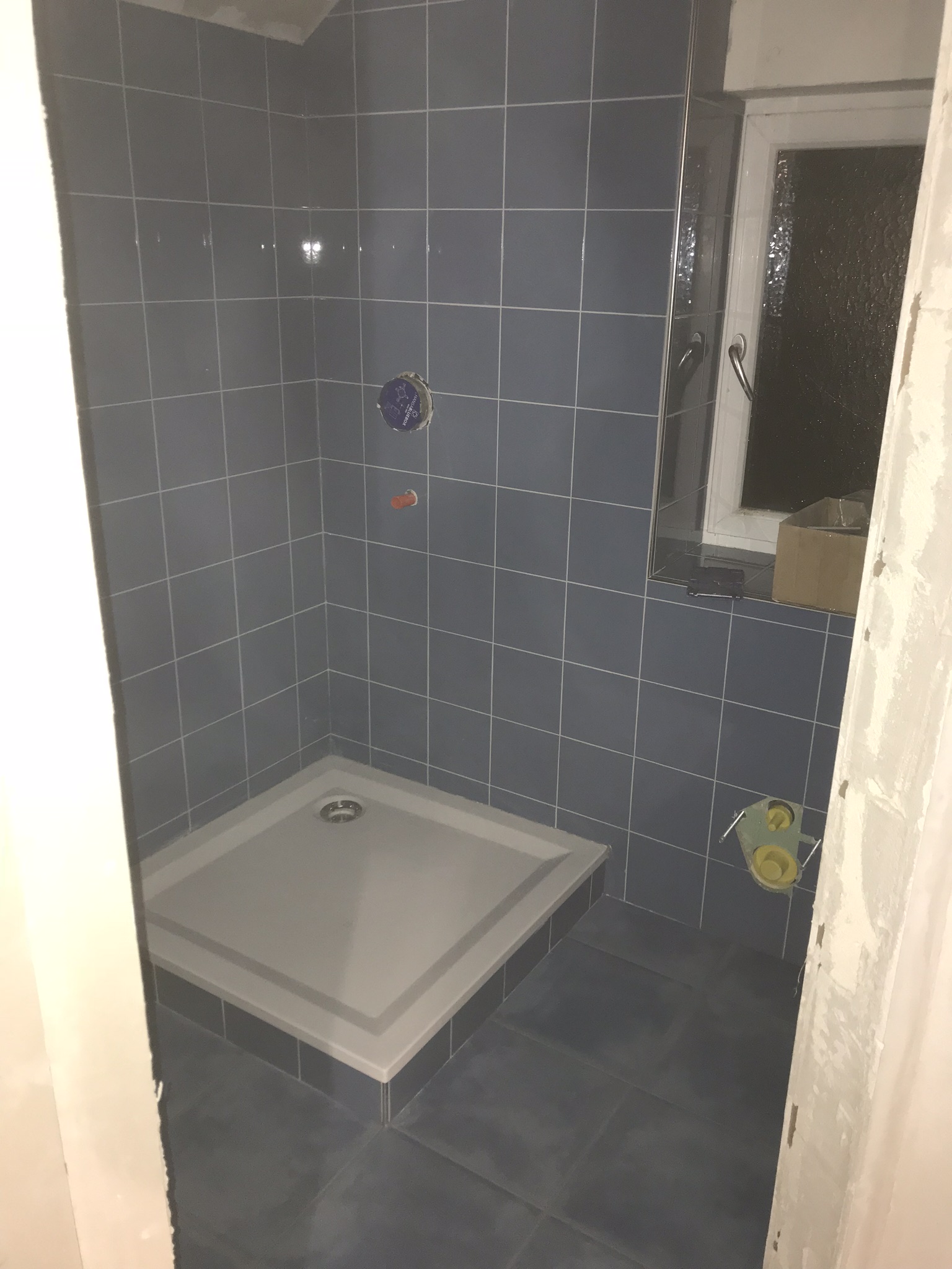 Fliesenarbeiten bei einer Bad- und Küchensanierung in Untertürkheim nachher